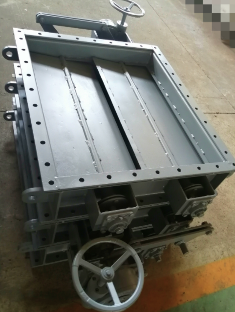 單百葉擋板門(mén)